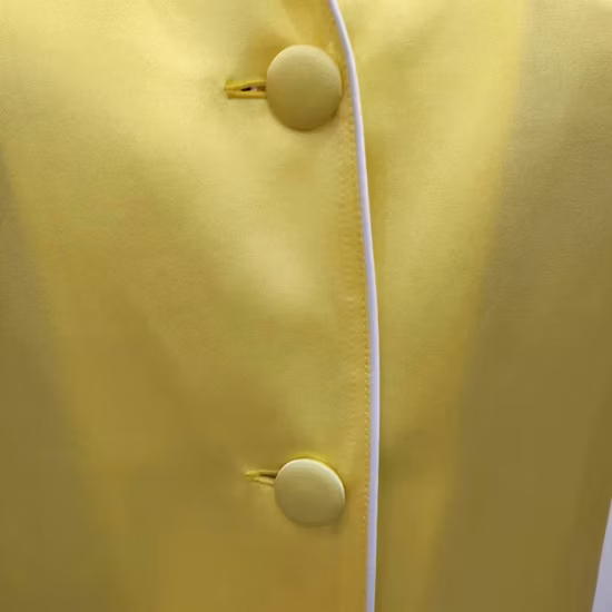 El fabricante suministra un nuevo traje de pijama de seda, ropa de hogar simple de seda de morera con cierre de cintura de dos piezas, lavado de arena, que se puede usar externamente